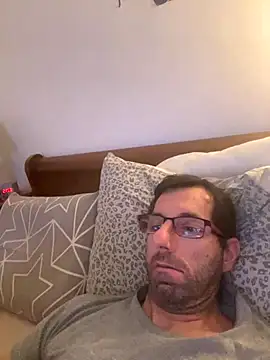 Snapshot of steph19x5 chatting on November 2025 08:58:01 PM steph19x5 online show from November 2025 08:58:01 PM