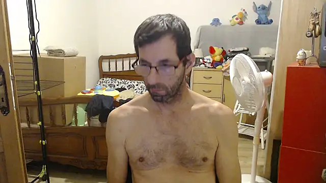 Snapshot of steph19x5 chatting on November 2025 09:52:02 PM steph19x5 online show from November 2025 09:52:02 PM