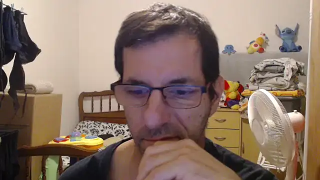 Snapshot of steph19x5 chatting on November 2025 06:57:01 AM steph19x5 online show from November 2025 06:57:01 AM