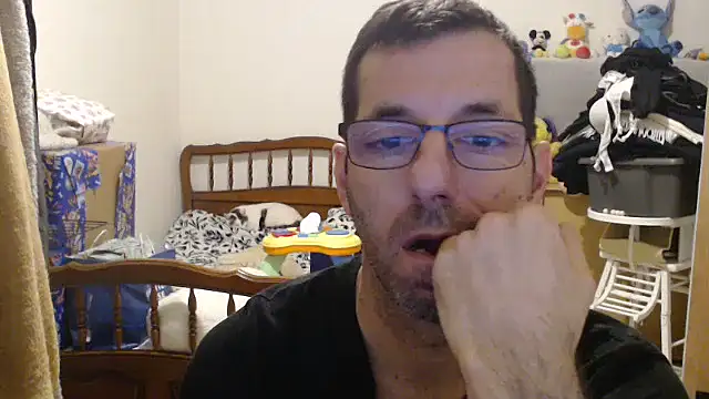 Snapshot of steph19x5 chatting on December 2025 06:53:02 AM steph19x5 online show from December 2025 06:53:02 AM