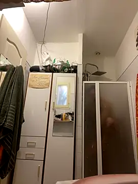 Snapshot of steph19x5 chatting on December 2025 12:35:02 PM steph19x5 online show from December 2025 12:35:02 PM