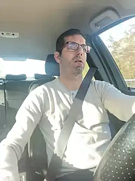 Snapshot of steph19x5 chatting on January 2026 01:37:02 PM steph19x5 online show from January 2026 01:37:02 PM