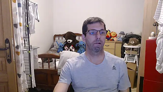 Snapshot of steph19x5 chatting on February 2026 08:02:02 PM steph19x5 online show from February 2026 08:02:02 PM