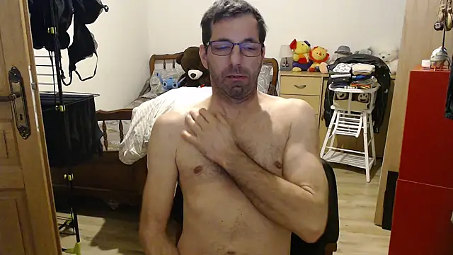 Snapshot of steph19x5 chatting on February 2026 05:56:01 AM steph19x5 online show from February 2026 05:56:01 AM