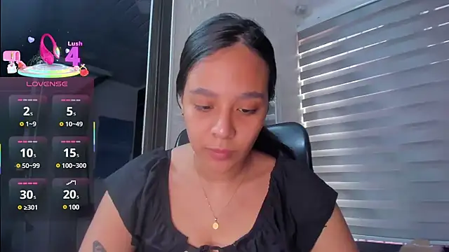 Little Amber6 online show from March 2025 08:33:02 PM