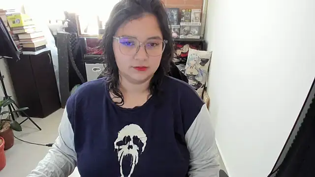 aika-dreams online show from October 2025 12:13:02 PM