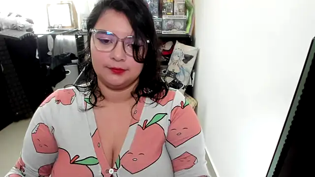 Snapshot of aika-dreams chatting on November 2025 12:59:02 PM aika-dreams online show from November 2025 12:59:02 PM