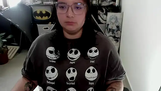 aika-dreams online show from February 2026 01:01:02 PM