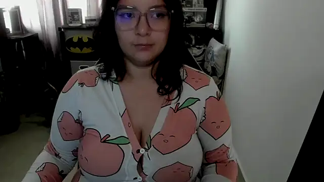 aika-dreams online show from May 2026 04:04:02 PM