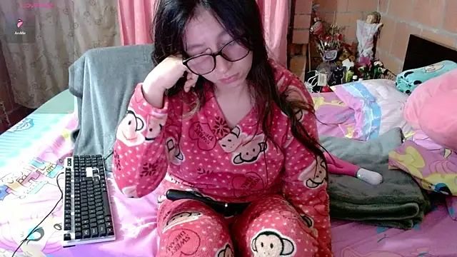 Maggie Fox3 online show from May 2026 01:46:01 AM