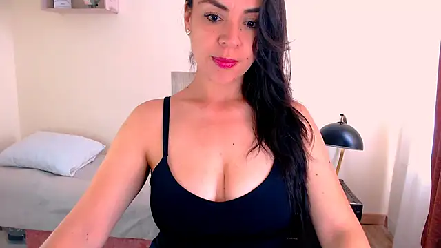 LATINGODDESS X online show from May 2026 03:19:01 PM