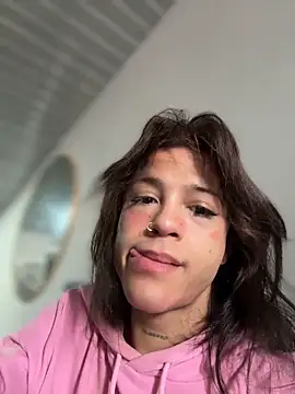 Snapshot of stormytt_ chatting on November 2025 05:39:01 PM stormytt online show from November 2025 05:39:01 PM