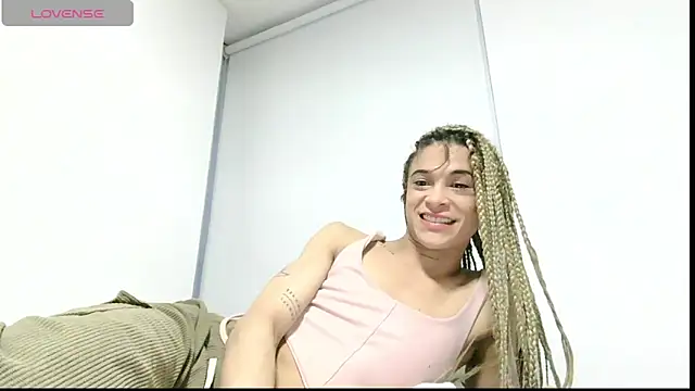 stormytt  online show from May 2026 10:42:01 AM
