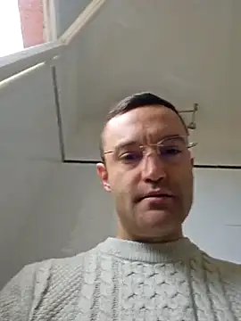 Snapshot of enricso chatting on February 2025 02:15:02 PM enricso online show from February 2025 02:15:02 PM