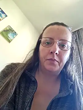 Snapshot of Goodass7 chatting on May 2026 07:04:01 AM Goodass7 online show from May 2026 07:04:01 AM