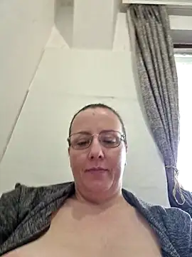 Snapshot of Goodass7 chatting on May 2026 07:49:02 AM Goodass7 online show from May 2026 07:49:02 AM
