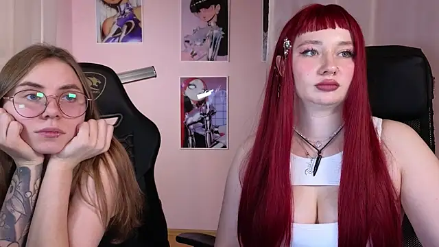 Snapshot of _AnnaStark_ chatting on December 2024 08:37:01 PM AnnaStark online show from December 2024 08:37:01 PM