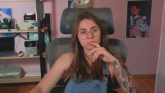  AnnaStark  online show from April 2026 08:26:01 PM