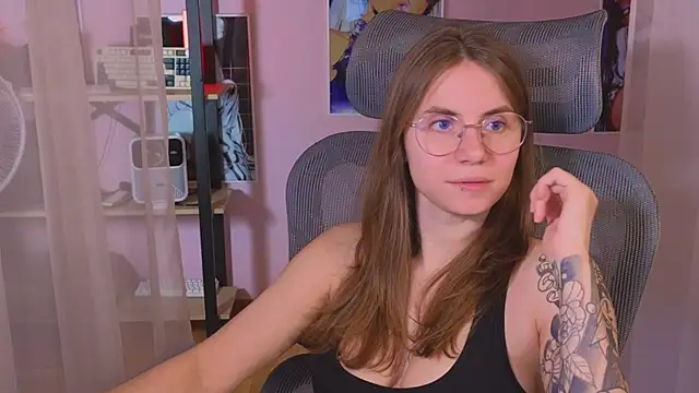  AnnaStark  online show from May 2026 07:45:02 PM