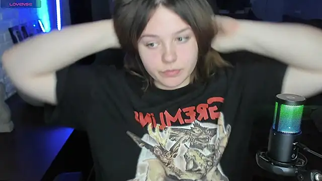 XNirvanaX online show from September 2025 02:35:01 AM