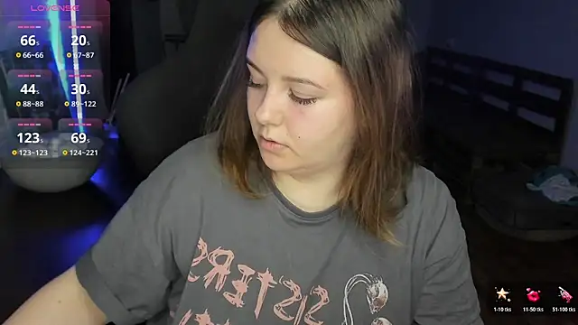 XNirvanaX online show from November 2025 03:42:02 AM