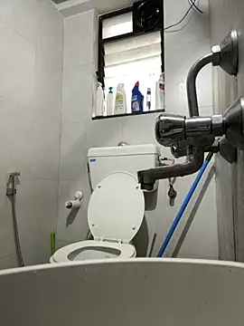 Snapshot of the_indian_dick_u_want chatting on October 2025 01:31:01 AM the indian dick u want online show from October 2025 01:31:01 AM