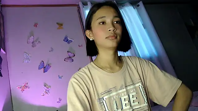 Snapshot of Angel_Morgan69 chatting on March 2025 01:39:01 AM Angel Morgan69 online show from March 2025 01:39:01 AM