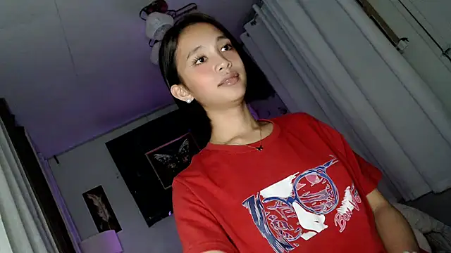 Snapshot of Angel_Morgan69 chatting on March 2025 12:06:02 PM Angel Morgan69 online show from March 2025 12:06:02 PM