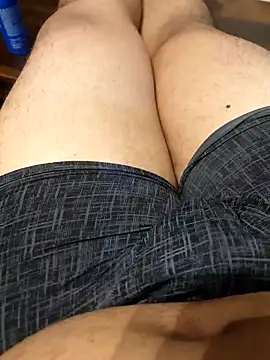 Snapshot of Wildguycums chatting on October 2025 04:49:02 PM Wildguycums online show from October 2025 04:49:02 PM