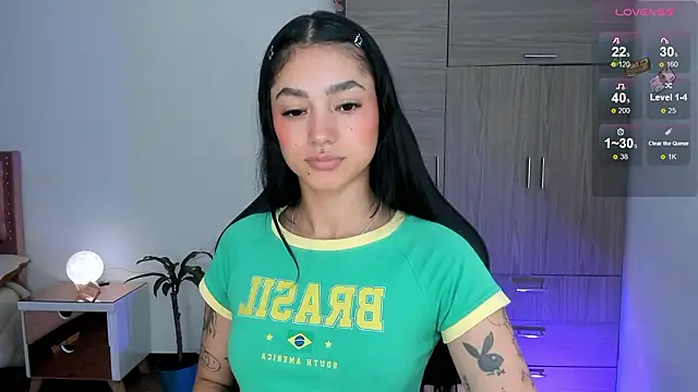 Lizzie corner v online show from February 2026 04:00:02 PM