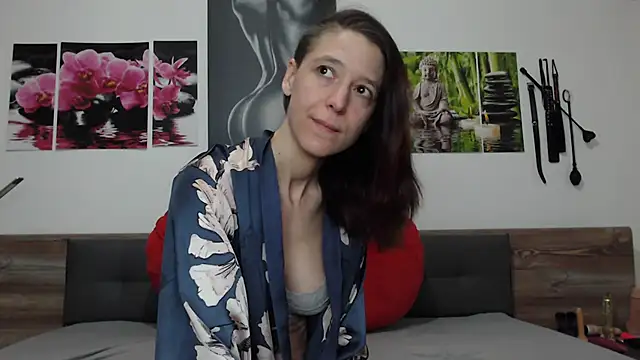 Naschkatze01 online show from February 2025 09:26:02 AM