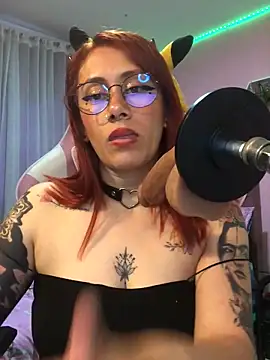 Luna Paris  online show from December 2024 09:59:02 PM