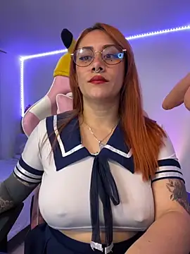 Luna Paris  online show from November 2025 12:05:01 AM