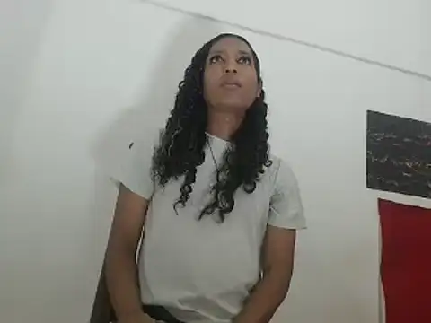 Snapshot of shairaStarr chatting on December 2024 12:12:02 PM shairaStarr online show from December 2024 12:12:02 PM