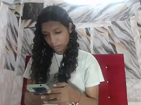 Snapshot of shairaStarr chatting on January 2025 12:07:02 PM shairaStarr online show from January 2025 12:07:02 PM