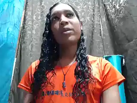 Snapshot of shairaStarr chatting on September 2025 01:32:01 PM shairaStarr online show from September 2025 01:32:01 PM