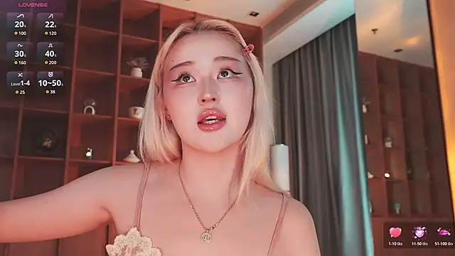 Snapshot of hyun_chia chatting on April 2026 02:51:02 AM hyun chia online show from April 2026 02:51:02 AM