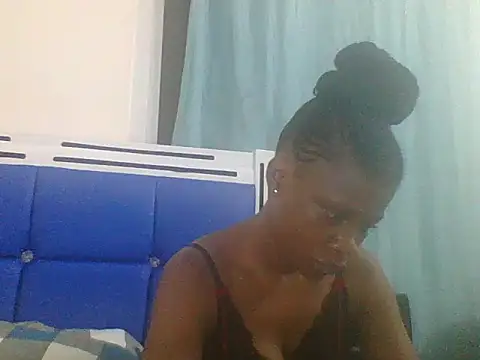 Snapshot of Sweetbaby004 chatting on September 2025 05:39:02 PM Sweetbaby004 online show from September 2025 05:39:02 PM