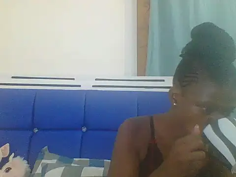 Snapshot of Sweetbaby004 chatting on September 2025 06:40:01 AM Sweetbaby004 online show from September 2025 06:40:01 AM