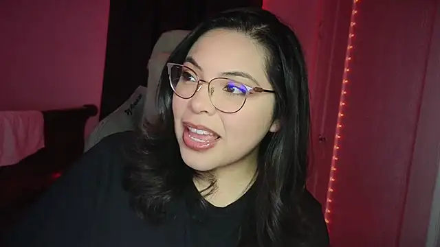 drizzypeach602 online show from November 2025 01:48:01 AM