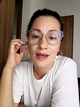 Verito hot online show from January 2025 09:50:02 PM