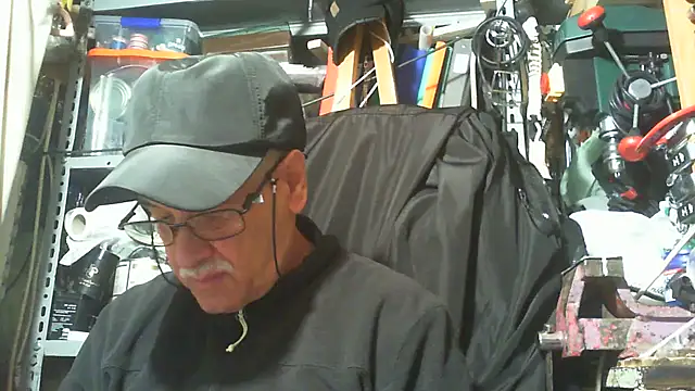 nonnomaturobisex online show from October 2025 09:29:02 AM