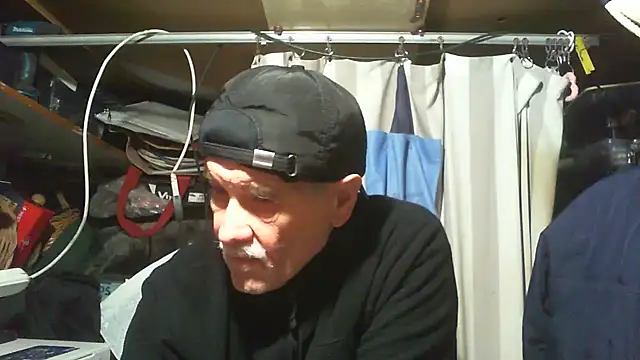 Snapshot of nonnomaturobisex chatting on February 2026 09:41:01 AM nonnomaturobisex online show from February 2026 09:41:01 AM