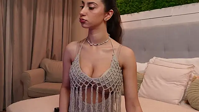 Snapshot of IsabellaMysty chatting on June 2026 09:25:02 PM IsabellaMysty online show from June 2026 09:25:02 PM