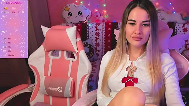 Snapshot of ivannatompsonnn chatting on February 2025 06:12:01 AM ivannatompsonnn online show from February 2025 06:12:01 AM