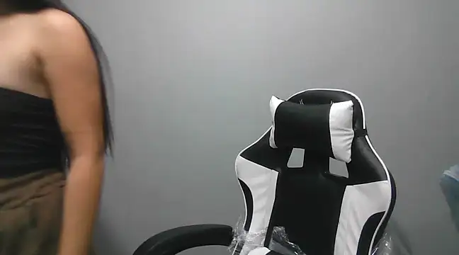 Miss unknown online show from February 2025 02:06:02 AM