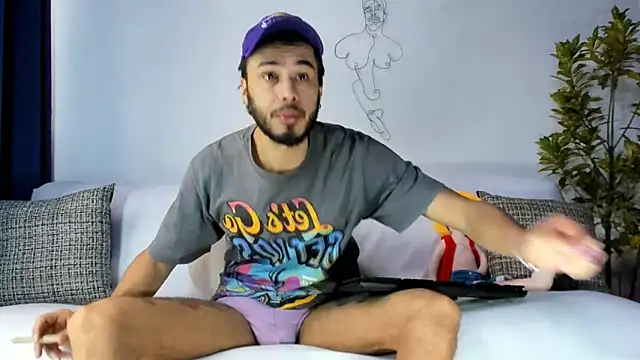 Snapshot of DERRYMASTER chatting on April 2026 03:50:02 PM DERRYMASTER online show from April 2026 03:50:02 PM