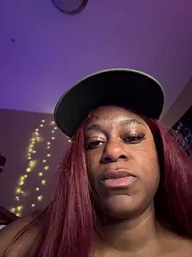 Snapshot of Tikalalin chatting on October 2025 03:11:01 PM Tikalalin online show from October 2025 03:11:01 PM