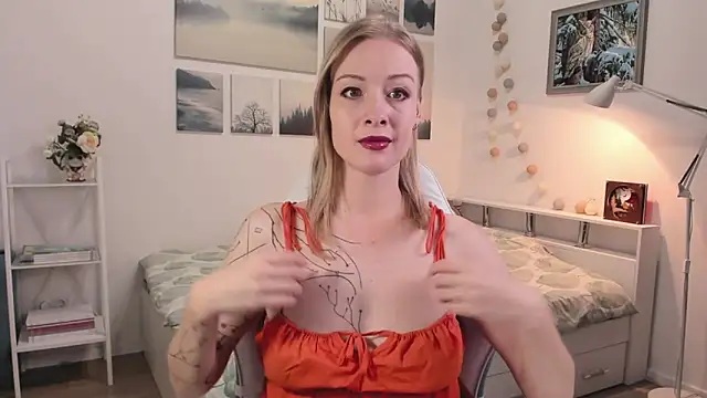 MissRightX online show from November 2025 10:26:02 AM