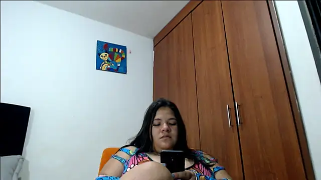 Snapshot of Van3orgasm4me chatting on May 2026 09:39:01 AM Van3orgasm4me online show from May 2026 09:39:01 AM